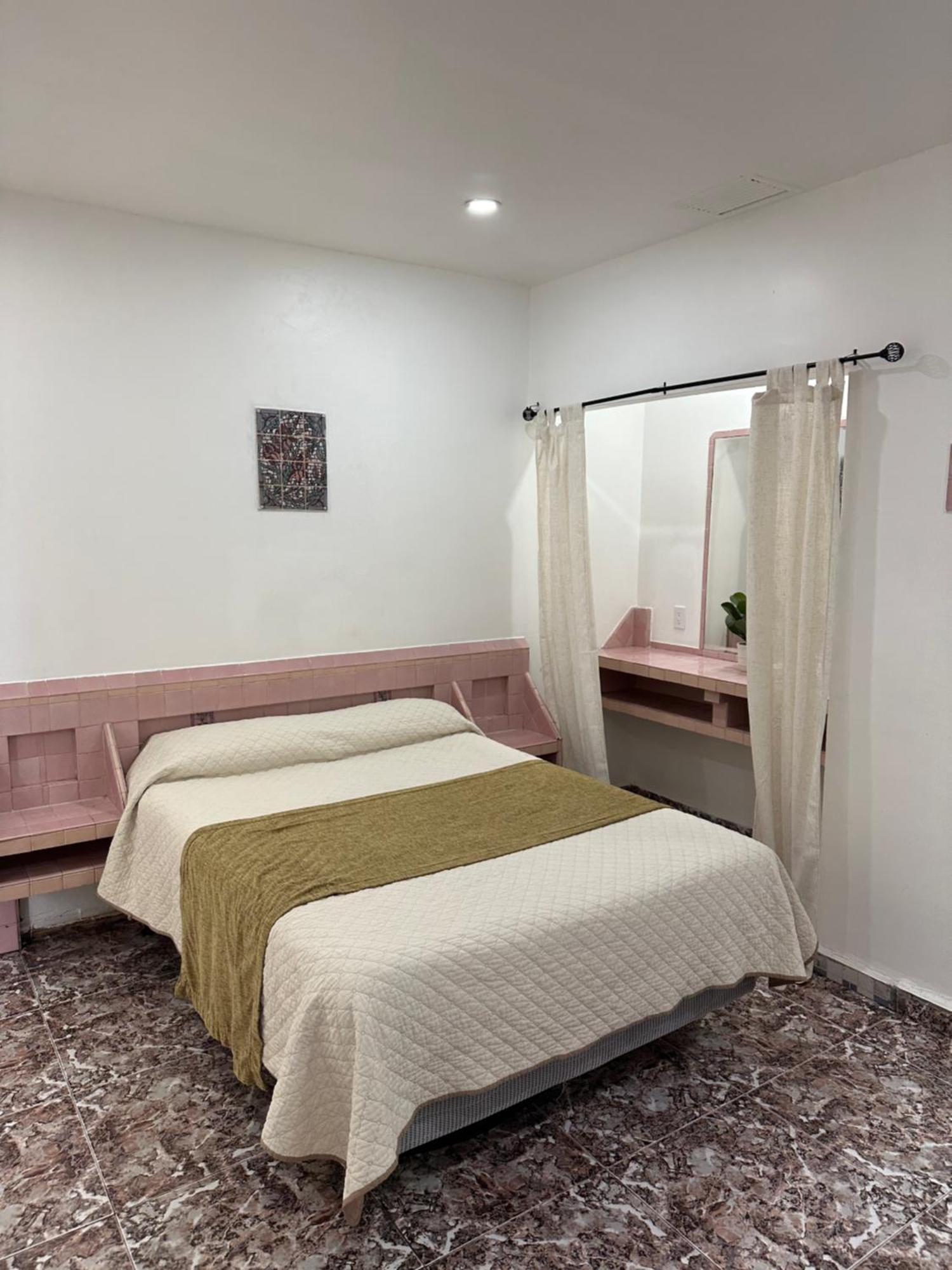 Rainbow Motel Miami Bagian luar foto